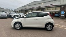Toyota Aygo 1.0 VVT-i X-Play TSS 5dr Petrol Hatchback